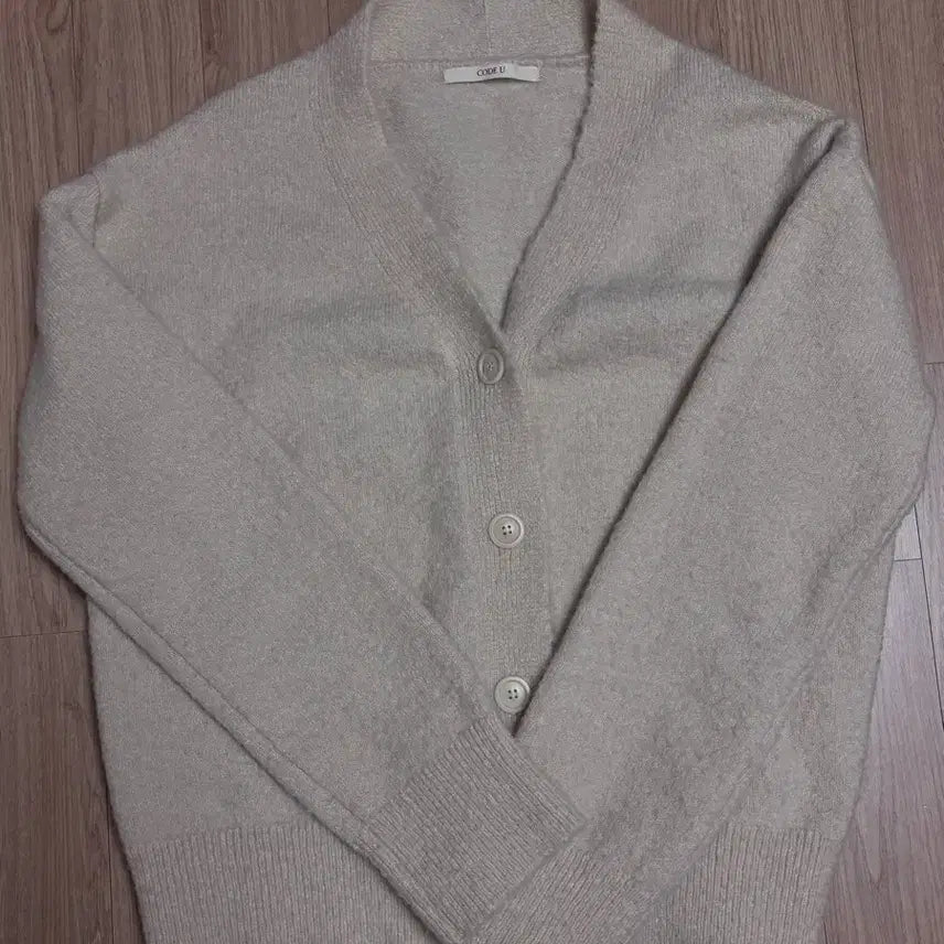 [BUNJANG] Code:U Rev Cream Cardigan / 코드유 레브 가디건
