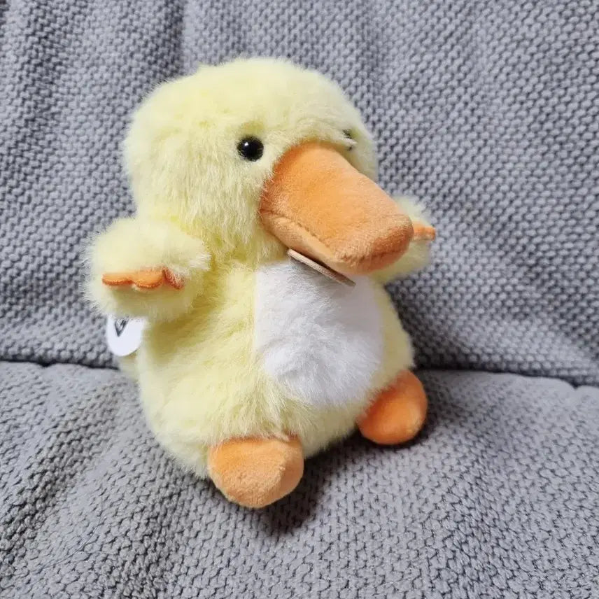 [BUNJANG] Yellow Platypus Plush Keychain / 옐로우 오리너구리 인형키링
