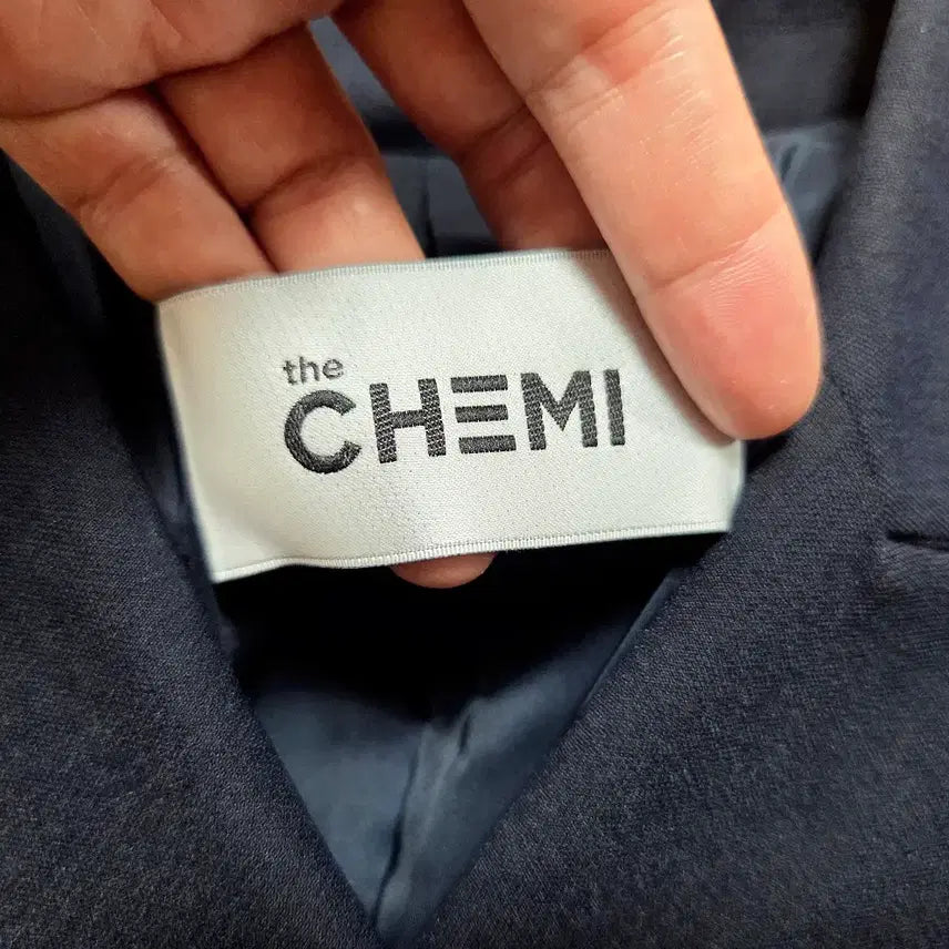 [BUNJANG] THECHEMI Signature Double Button Dress / 더케미(THECHEMI) 시그니처 원피스 55-66 새상품