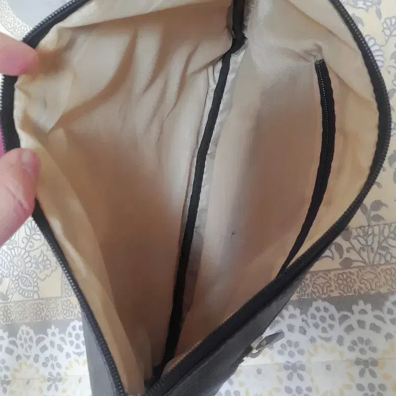 [SOLD OUT] 클러치 가방