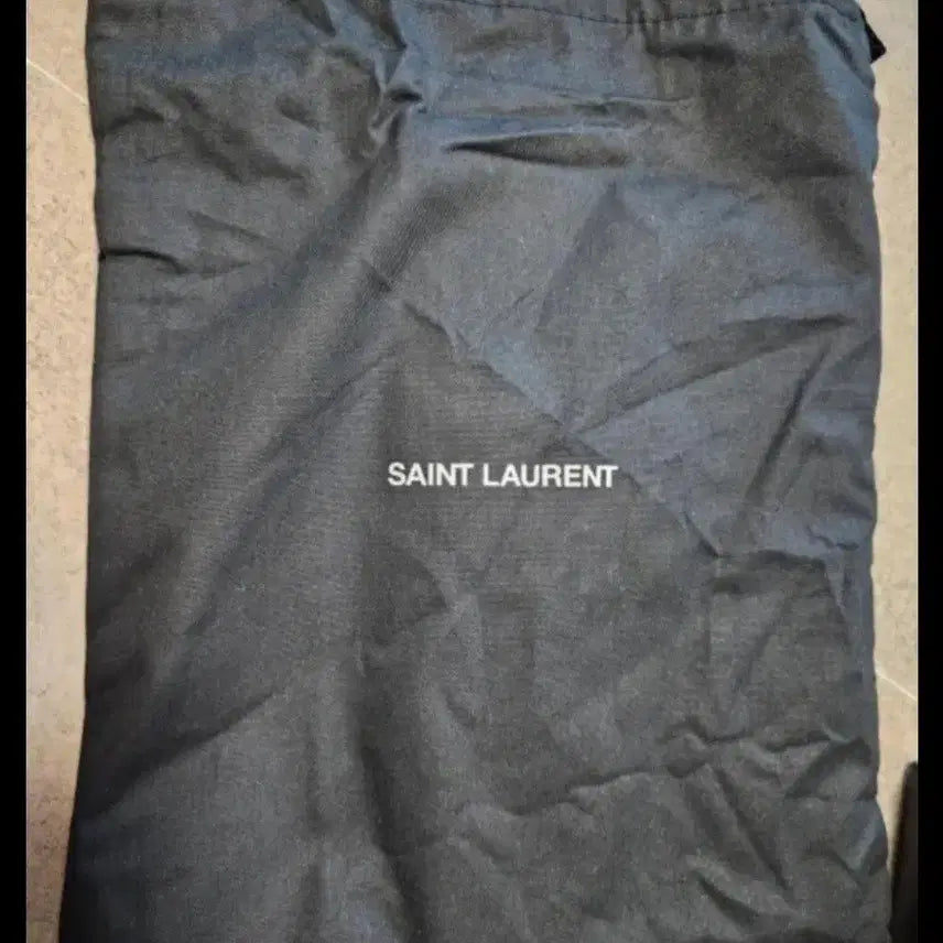 [BUNJANG] Saint Laurent Clutch Bag Black Gold / 생로랑 클러치백 블랙 금장