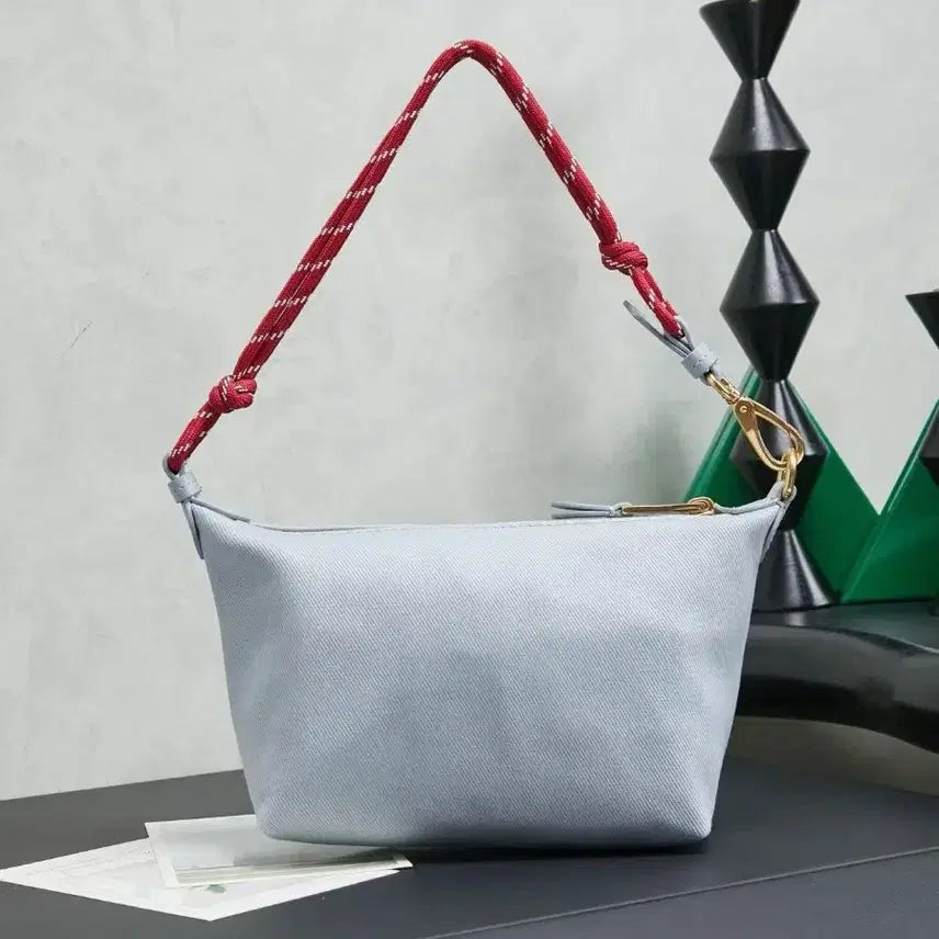 [SOLD OUT] 백화점에서 구매한 MIU MIU/토트백 여성용 블루 숄더백