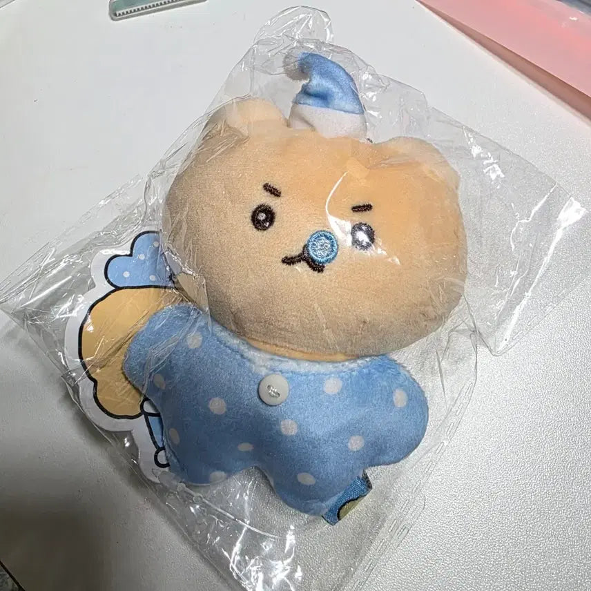 [SOLD OUT] 망그러진곰 망곰 팝업 굿즈 울먹 키링 미개봉품 판매합니다.