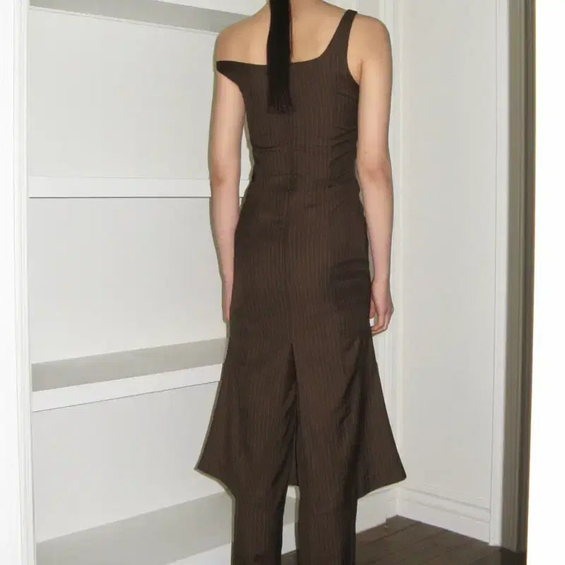 [BUNJANG] Sinoon Asymmetrical One-Shoulder Long Dress / 시눈 언발란스 원숄더 롱 드레스 브라운 스트라이프원피스오프숄더트임레이어드