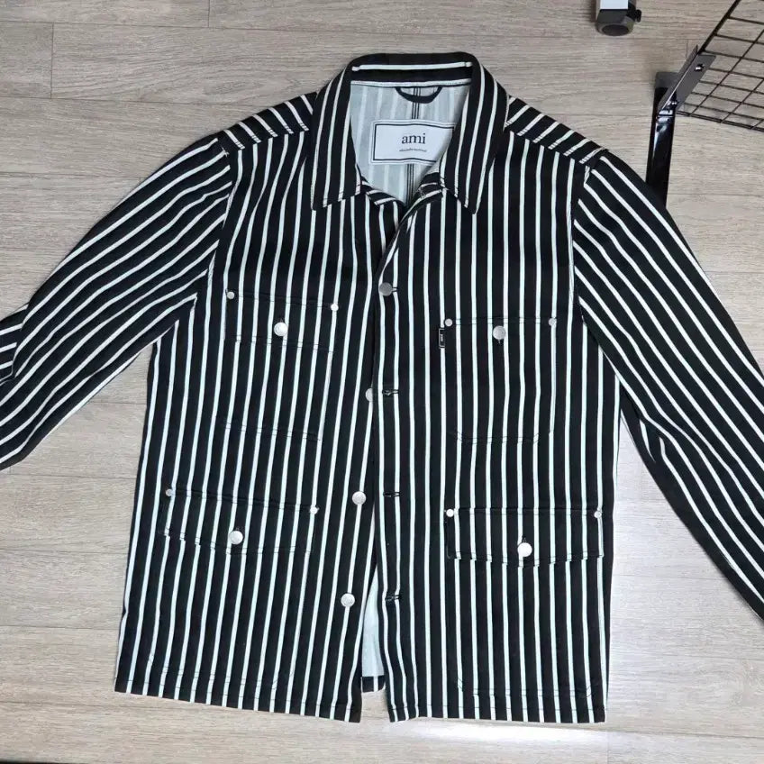 [BUNJANG] AMI Leather Patch Stripe Shirt Jacket / 아미 가죽패치 스트라이프 셔켓 105