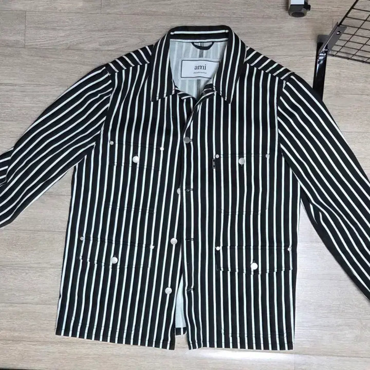 [BUNJANG] AMI Leather Patch Stripe Shirt Jacket / 아미 가죽패치 스트라이프 셔켓 105