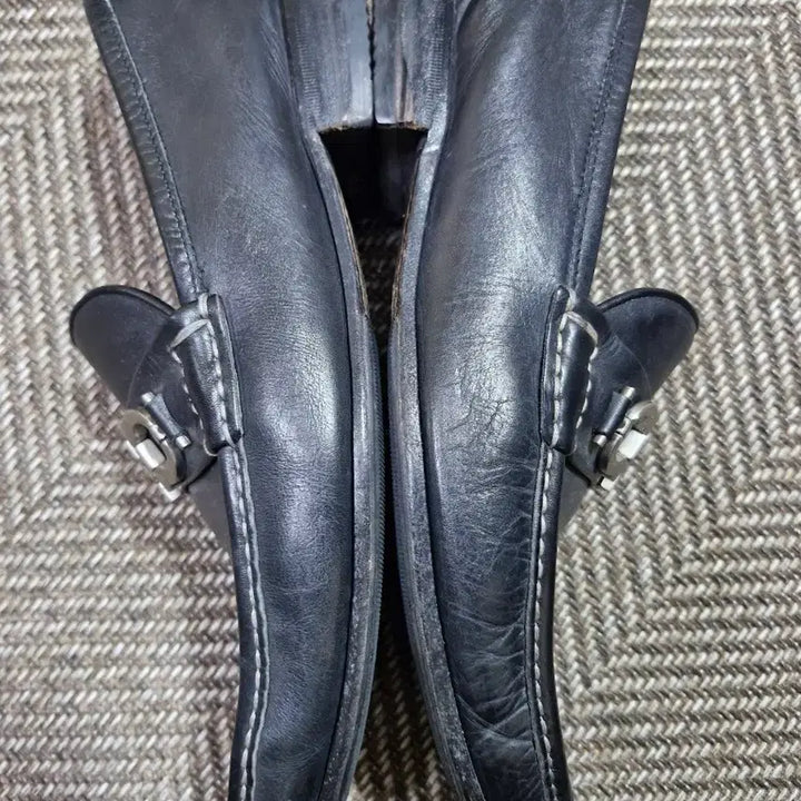 [BUNJANG] Ferragamo Gancini Loafers / 페레가모 간치니 로퍼 270