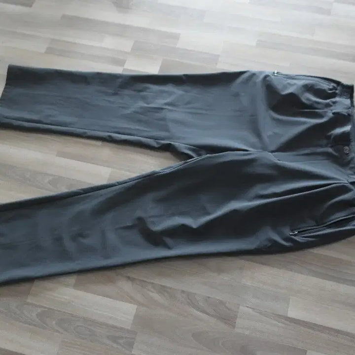 [BUNJANG] Pierre Cardin Trousers - Size 38 / 피에르가르뎅춘추바지/38사이즈/새제품수준