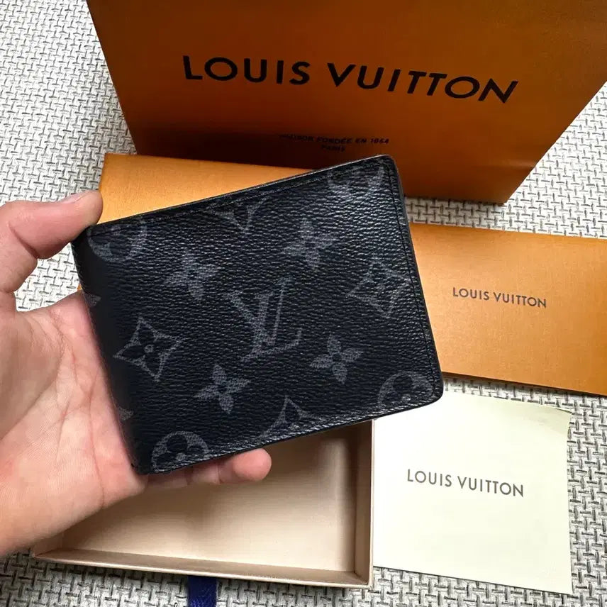 [SOLD OUT] [OS/당일배송] 25ss 루이비통 이클립스 슬랜더월릿 반지갑