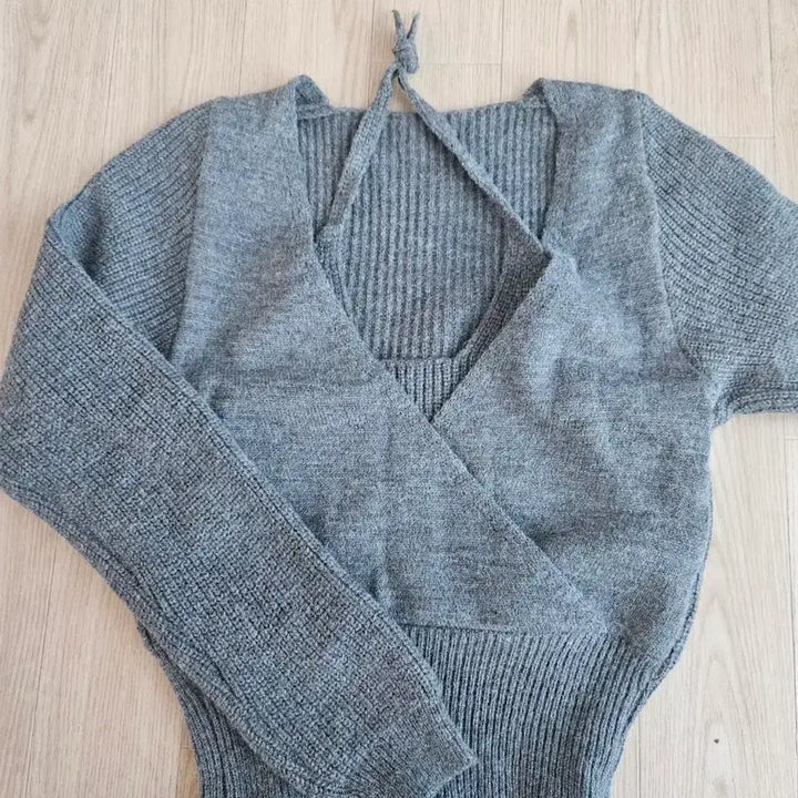 [BUNJANG] Halterneck Knit Top / 홀터일체형 니트