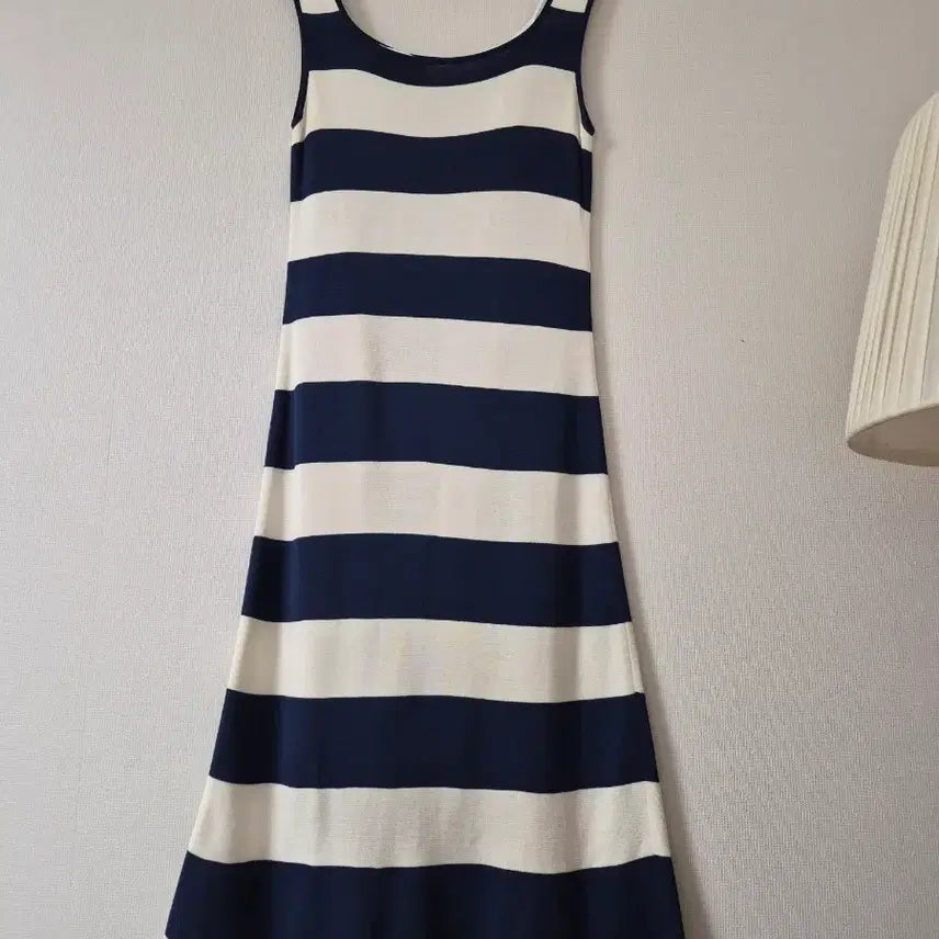 [BUNJANG] Hansum System Mini Cami Dress / [한섬시스템] 끈나시 미니 원피스