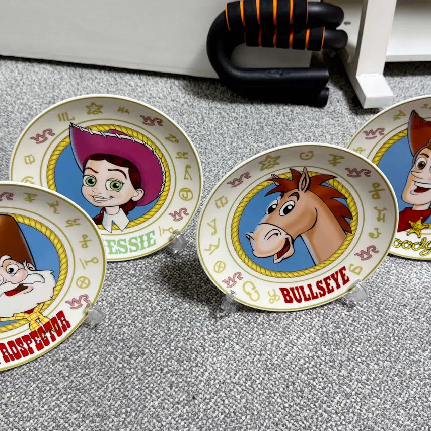 [BUNJANG] Toy Story Roundup Plate / 토이스토리 라운드업 접시