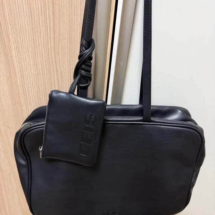 [BUNJANG] CEIS Black Shoulder Bag / CEIS 블랙 숄더백