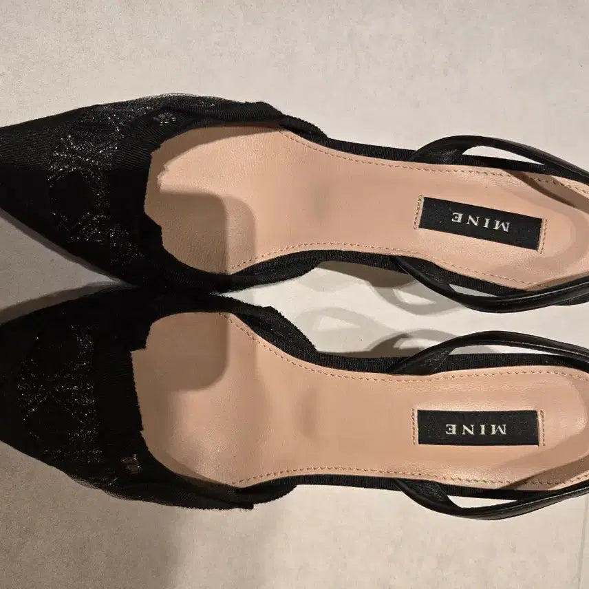 [SOLD OUT] 마인 슬링백