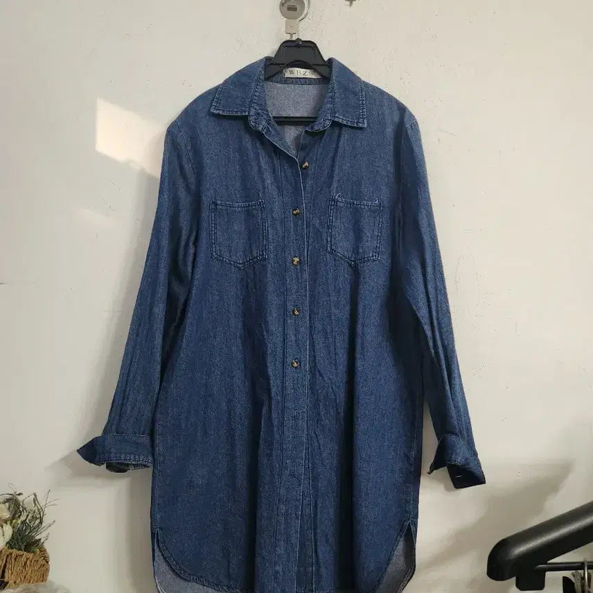 [BUNJANG] Hello Hero Mickey Mouse Denim Long Shirt / 미키마우스 데님 롱 셔츠 HELLO HERO
