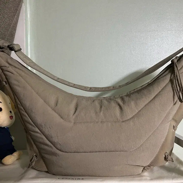 [BUNJANG] Lemaire Soft Game Bag Medium / 르메르 소프트게임백 미디움