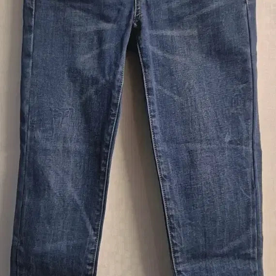 [SOLD OUT] GUESS 여성 청바지 58(24) 사이즈