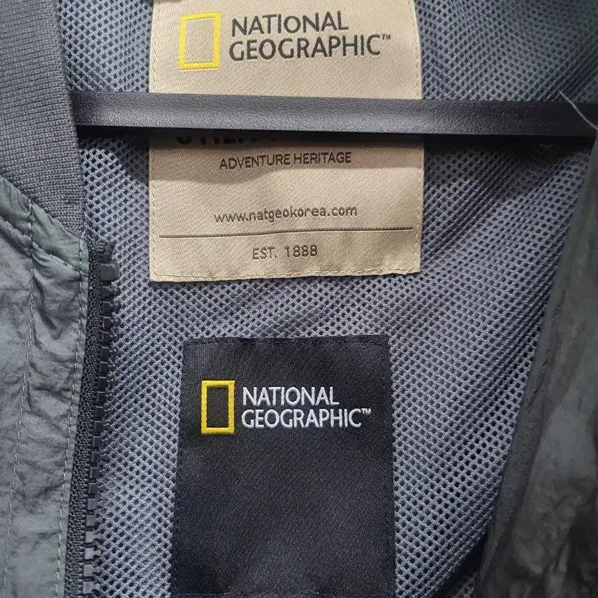 [BUNJANG] National Geographic Bomber Jacket Green M / 내셔널지오그래픽 봄버 자켓 그린M