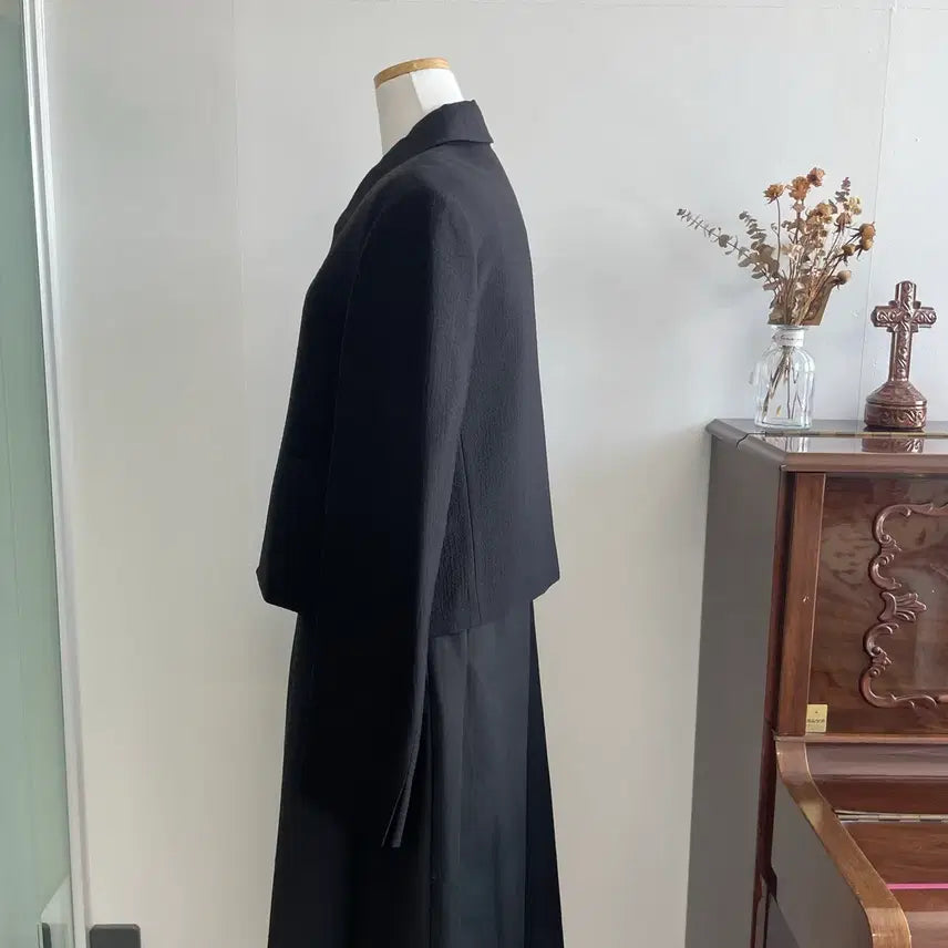 [BUNJANG] LFM Crop Zip-up Jacket - Black / [LFM] 집업 자켓 - 블랙