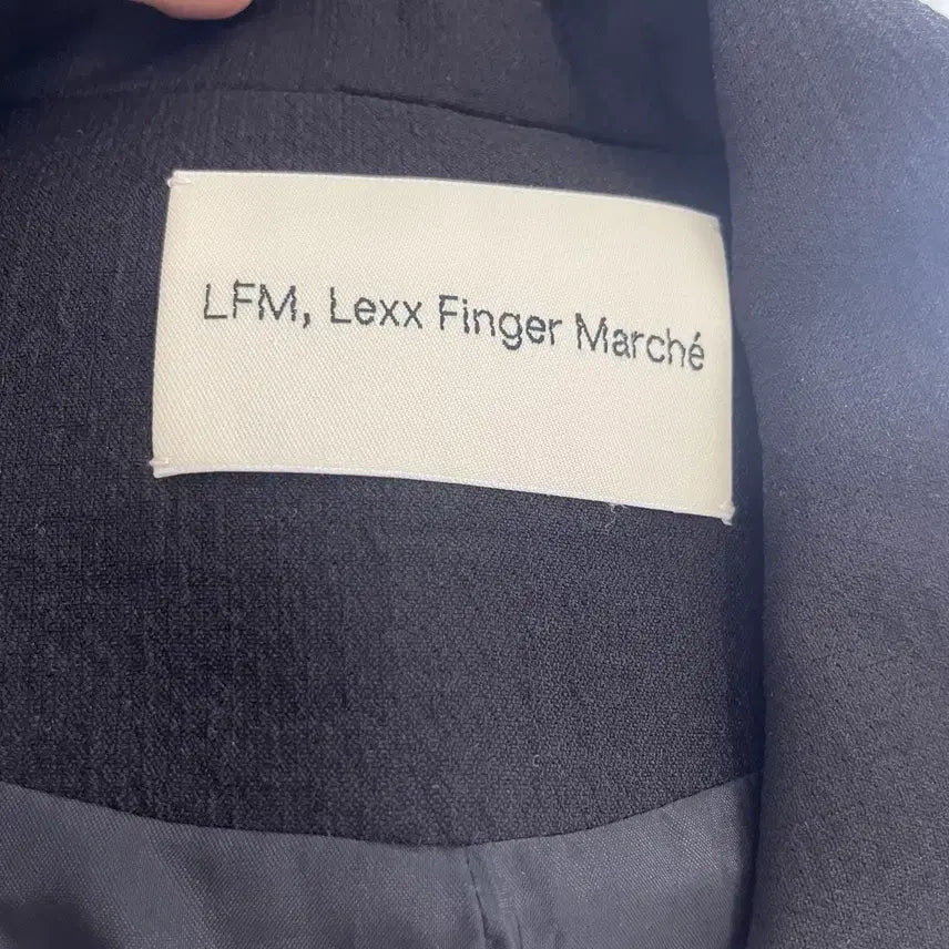 [BUNJANG] LFM Crop Zip-up Jacket - Black / [LFM] 집업 자켓 - 블랙