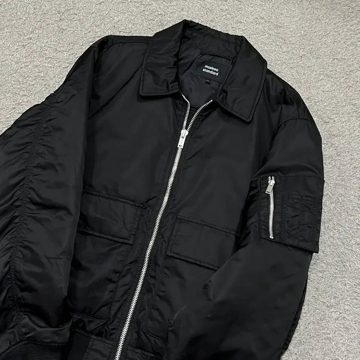 [SOLD OUT] [100] 무신사스탠다드 항공점퍼