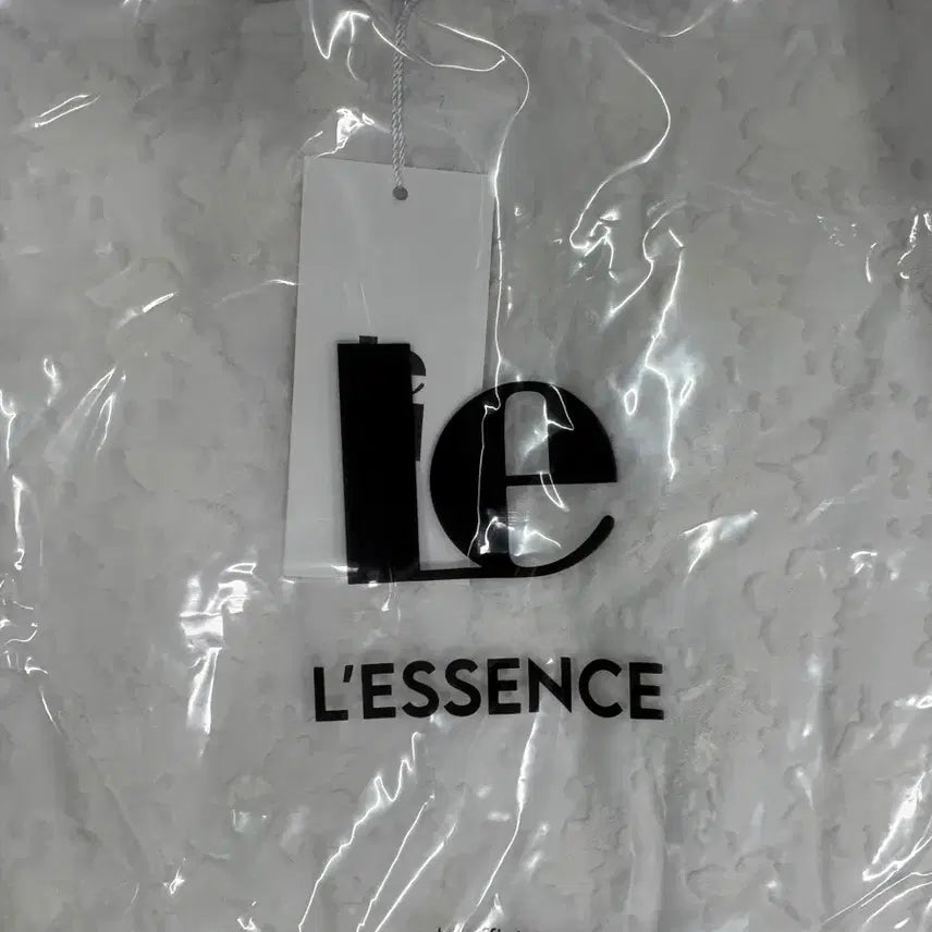 [SOLD OUT] 플라워 미디 스커트(아이보리)