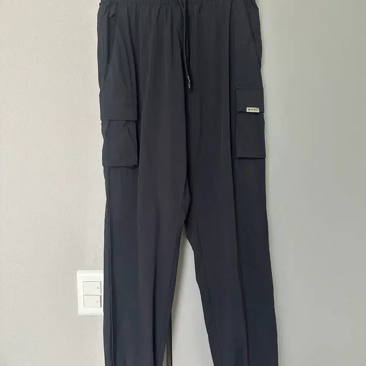 [BUNJANG] Snowpeak Black Cargo Jogger Pants / 스노우피크 블랙 카고 조거 팬츠