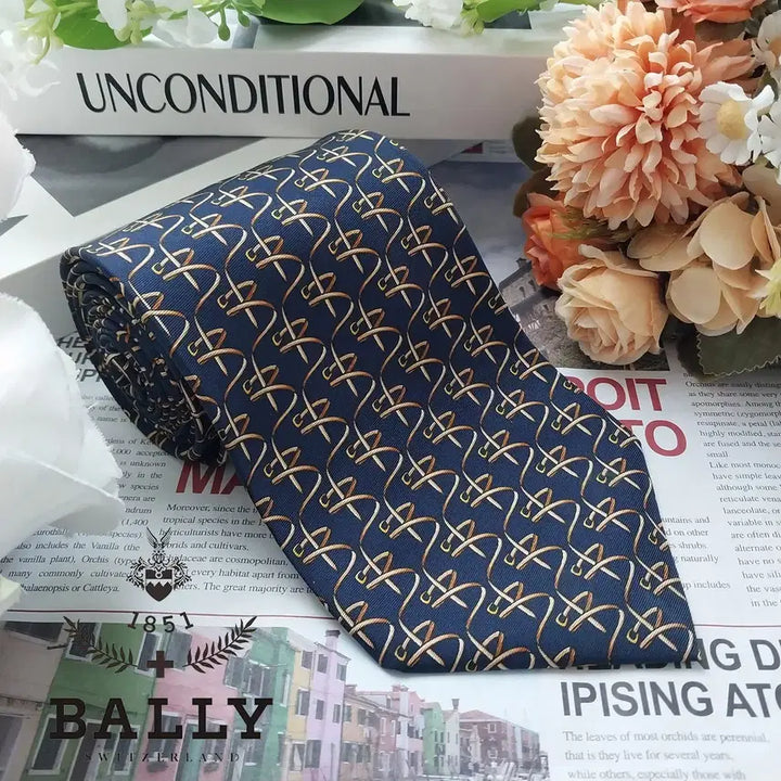 [SOLD OUT] 발리 실크 네이비 로고 패턴 넥타이 9.7cm A+등급 k2516