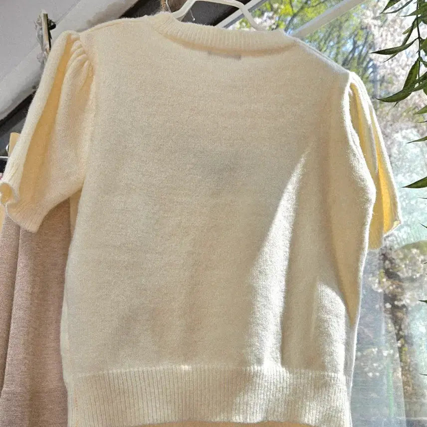 [BUNJANG] Ivory Flower Short Sleeve Knit Top / 아이보리 플라워 반팔 니트(55)