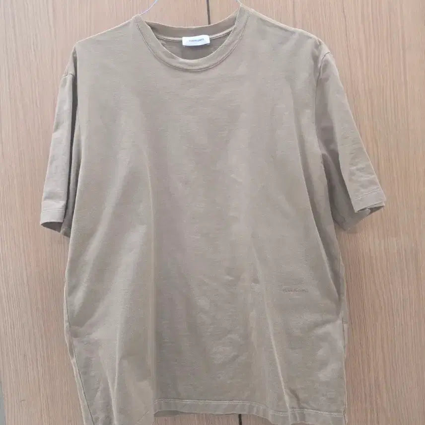 [SOLD OUT] 페라가모 반팔티 4장