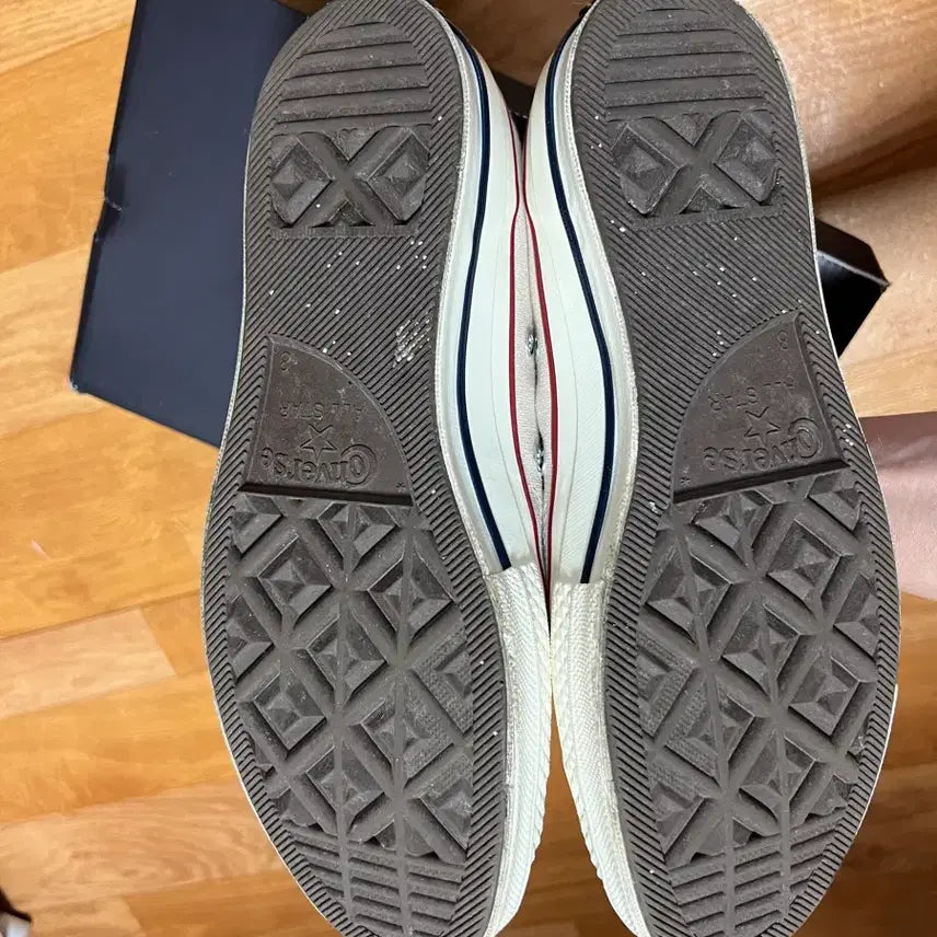 [SOLD OUT] 컨버스 척테일러 70 하이 265사이느 팝니다
