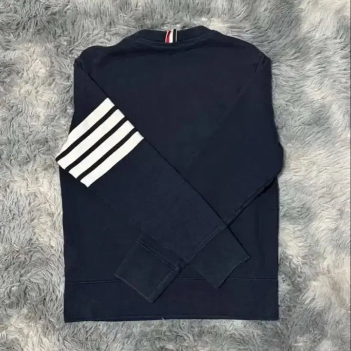 [SOLD OUT] 톰브라운 맨투맨 2size