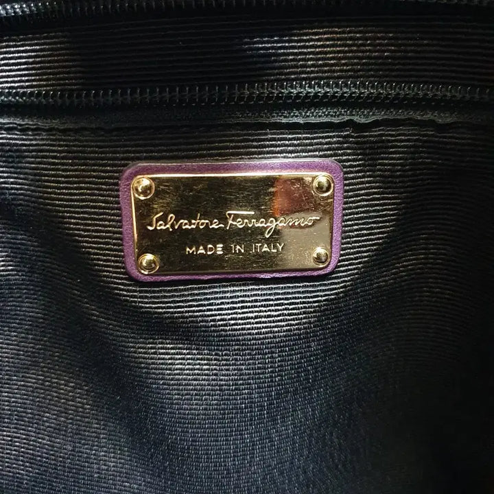 [BUNJANG] Ferragamo Leather Tote Bag / 정품 ㅡ페라가모 ㅡ리본ㅡ가죽. 토트백