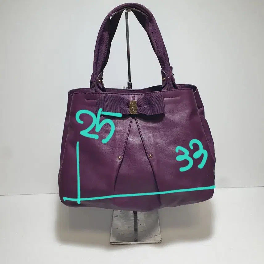 [BUNJANG] Ferragamo Leather Tote Bag / 정품 ㅡ페라가모 ㅡ리본ㅡ가죽. 토트백