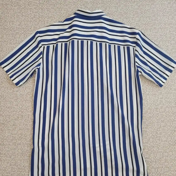 [SOLD OUT] 지오송지오 스트라이프 오버핏 셔츠 100
