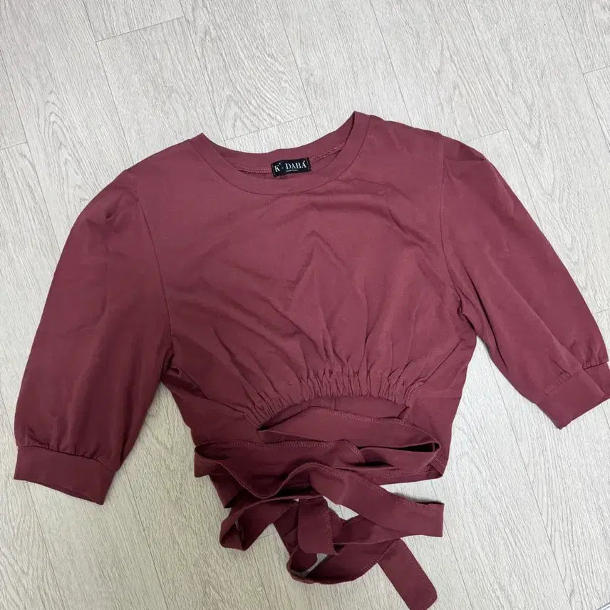 [BUNJANG] Unspecified Wrap Style Half Sleeve Shirts (Black &amp; Brown Bundle Set) / 랩 스타일 5부 반팔(블랙&amp;브라운 총 2개 셋)