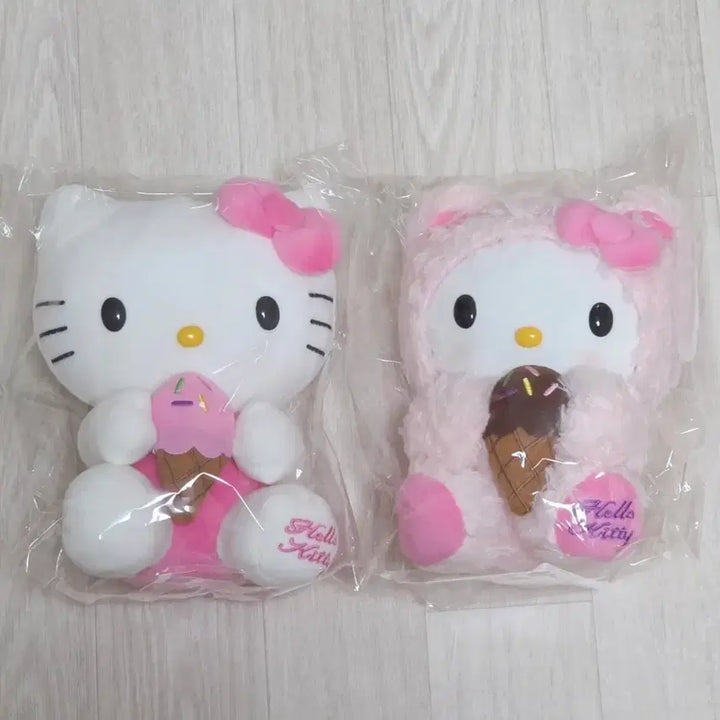[BUNJANG] Natuur Pop Hello Kitty Plush Doll / 나뚜루 팝 헬로키티/키티 인형