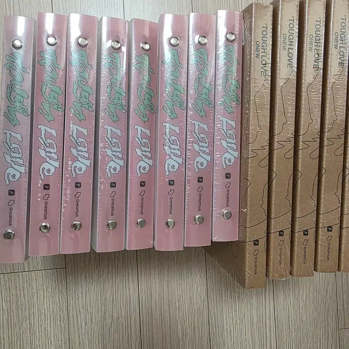 [BUNJANG] 온유 앨범 미개봉 1세트 3,000원 / 온유 앨범 미개봉 1세트 3,000원