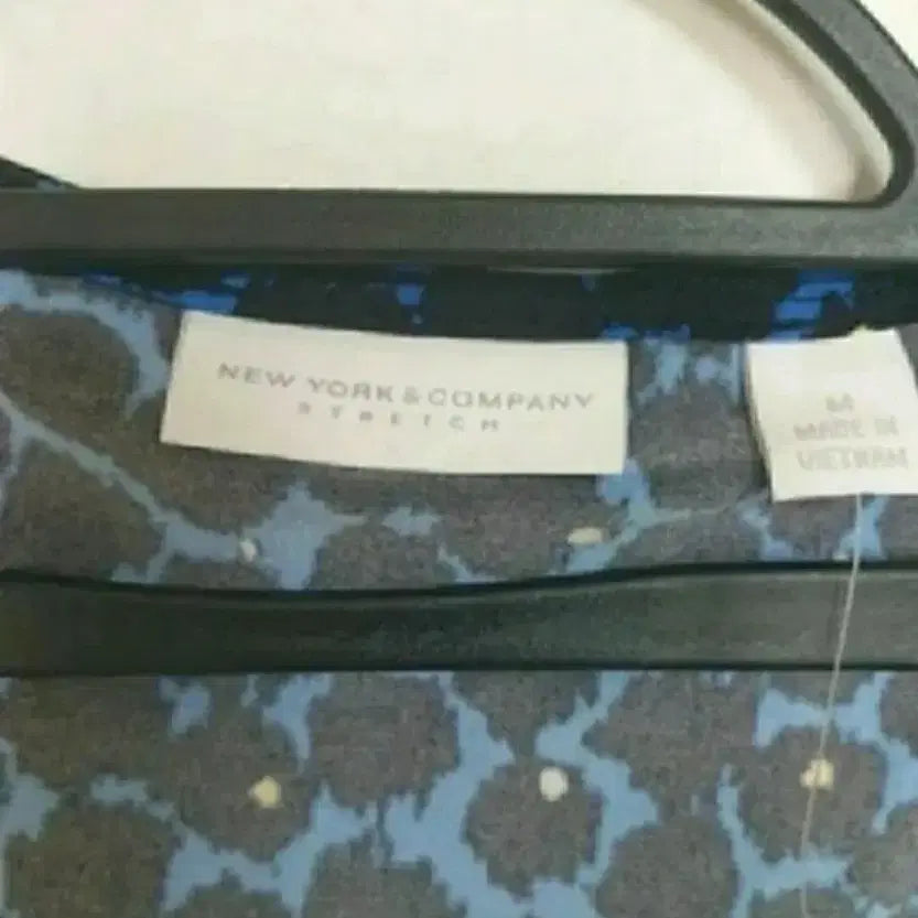 [BUNJANG] NY&amp;C Sleeveless Top / 택O 24.95달러 라벨있는 새상품 NY&amp;C 민소매 나시 M 민