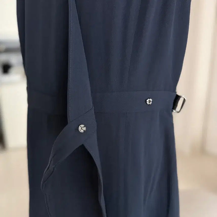 [SOLD OUT] 띠어리 네이비 랩 드레스