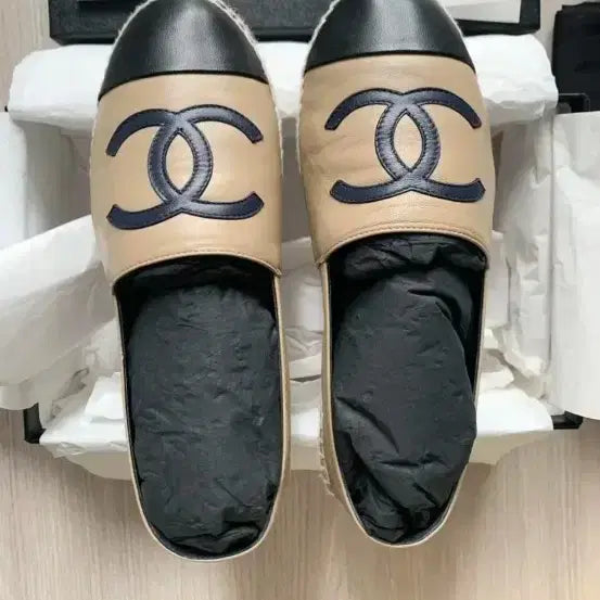 [BUNJANG] Chanel Espadrille Sandals Beige/Black / 샤넬 에스파듀 샌들 베이지/블랙