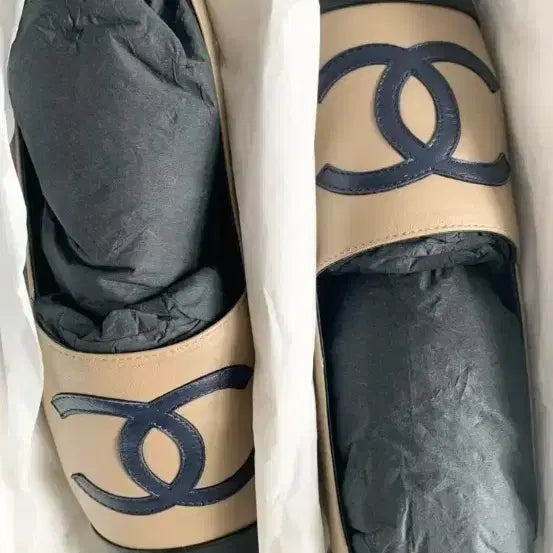 [BUNJANG] Chanel Espadrille Sandals Beige/Black / 샤넬 에스파듀 샌들 베이지/블랙