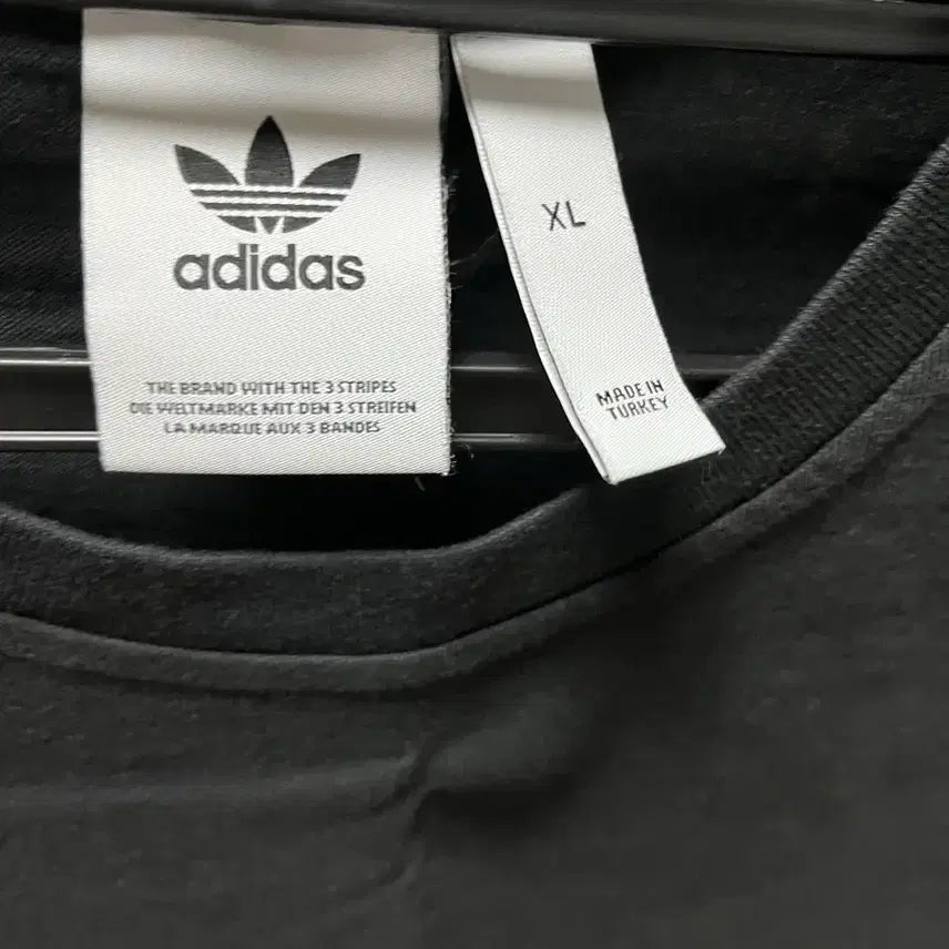 [BUNJANG] Adidas Back Logo T-shirt / 아디다스 백로고 티셔츠