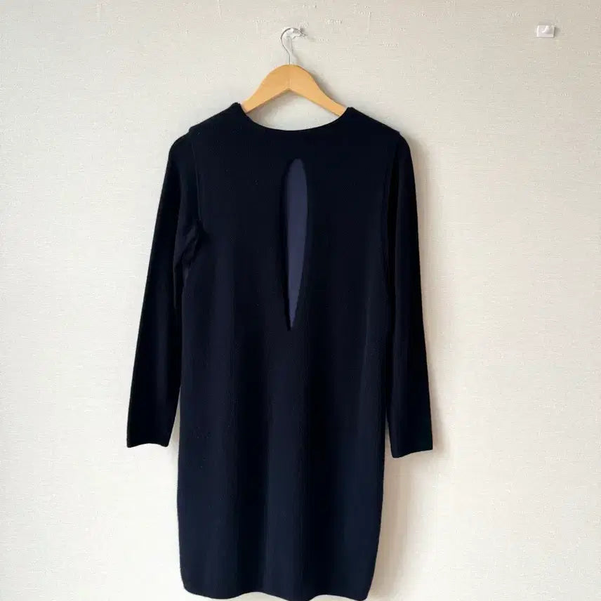 [BUNJANG] BCBG Dark Navy Wool Knit Dress / (상태좋음) BCBG 다크네이비 울 100% 봄가을 니트 원피스 55