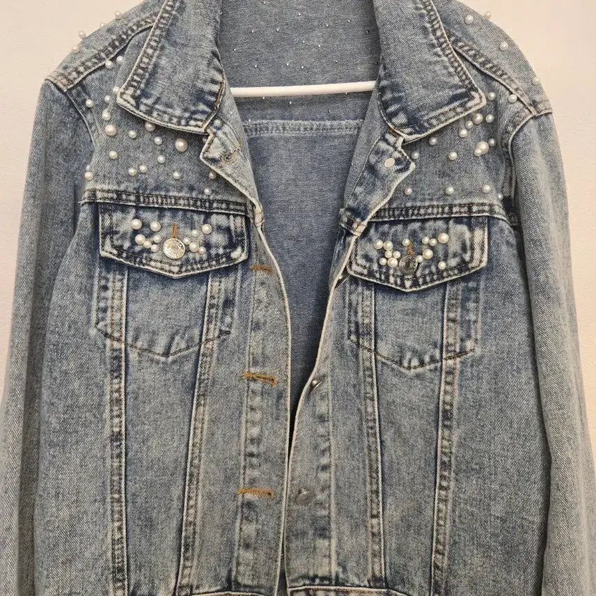 [BUNJANG] Denim Jacket with Pearl Embellishments / 진주 장식 데님 자켓