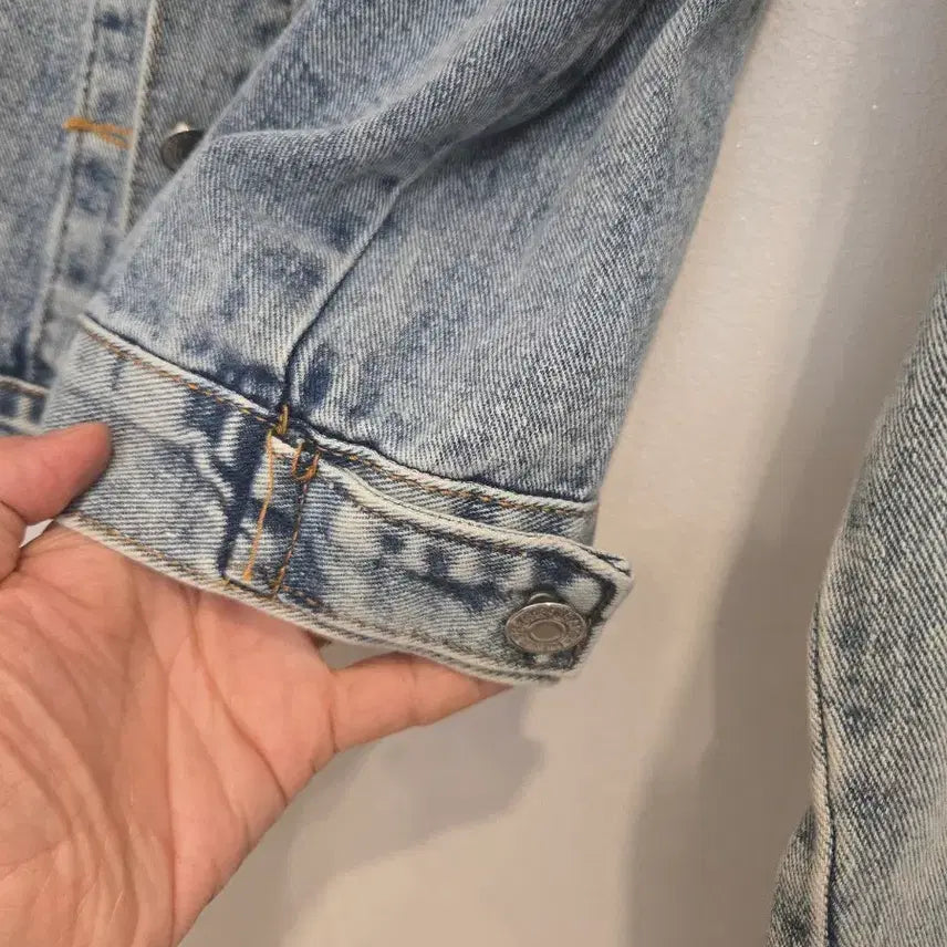 [BUNJANG] Denim Jacket with Pearl Embellishments / 진주 장식 데님 자켓