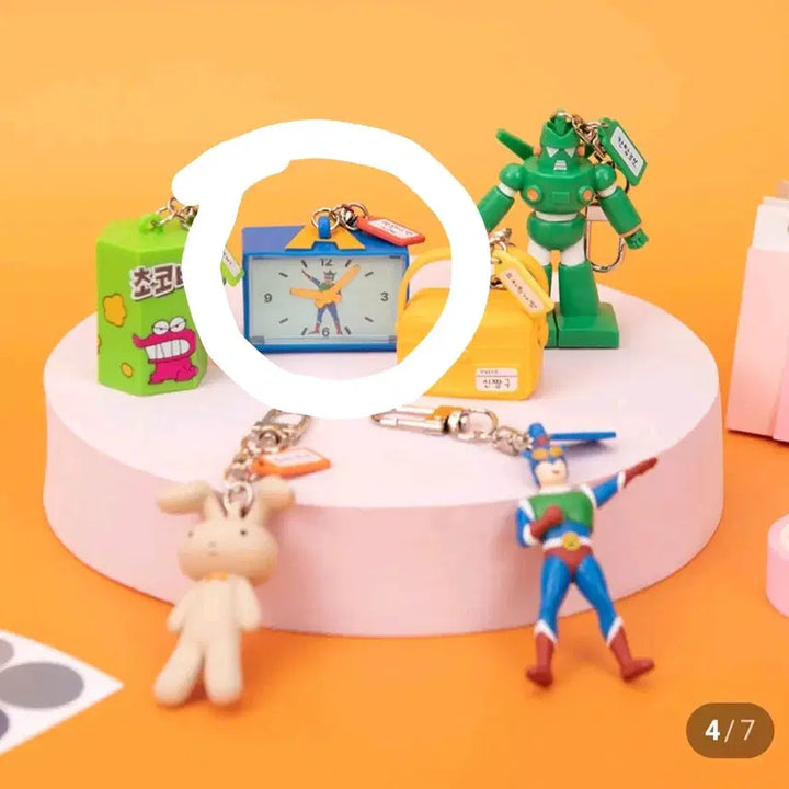[BUNJANG] Crayon Shin-chan Miniature Alarm Clock Keyring / (새상품)짱구 미니어쳐 키링 알람시계