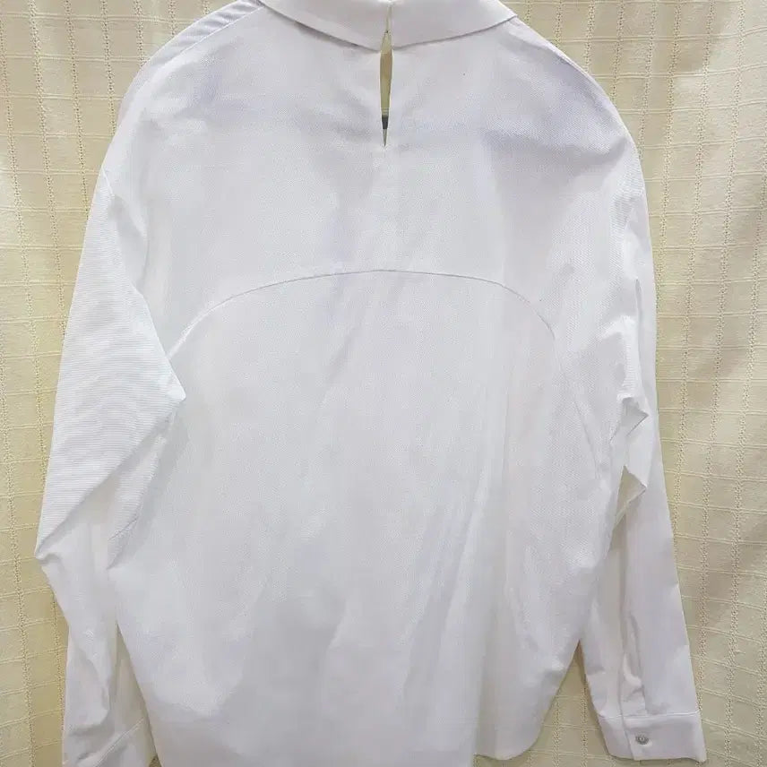 [BUNJANG] RETICELLA White Blouse / RETICELLA 화이트 블라우스 새상품
