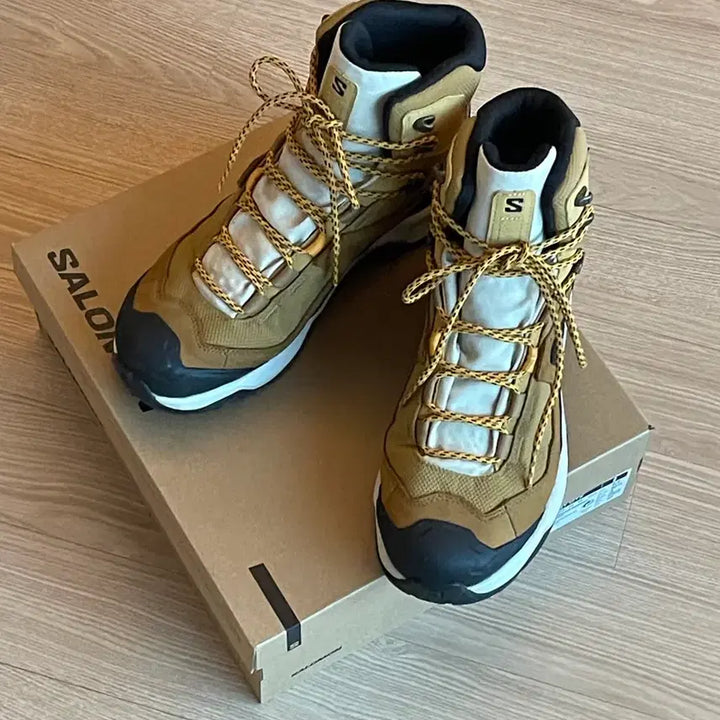 [SOLD OUT] 살로몬 퀘스트 엘리먼트 gtx