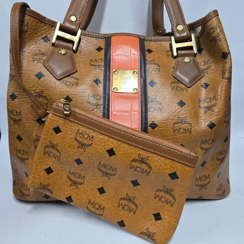 [SOLD OUT] MCM 비세토스 숄더백 + 파우치
